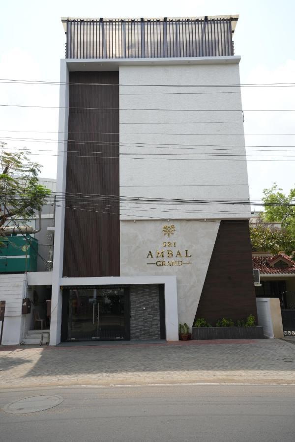 Sri Ambal Grand Hotel Virudunagar Exterior photo